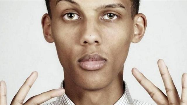 Стромае формидабле перевод. Stromae 2022. Стромэ Фомидабл. Стромае папа уте. Stromae 2023.