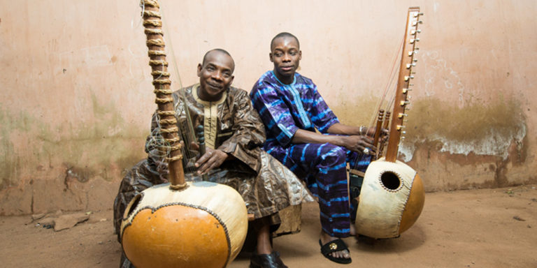 sidiki diabat et son p re rejoignent universal music sidiki diabat et son p re rejoignent universal music