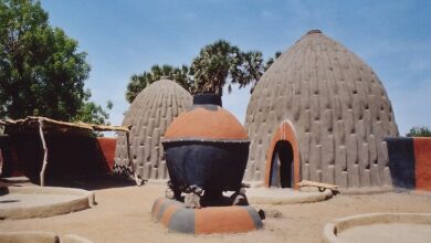Photo de Destination touristique: Decouvrez les Cases obus construites par la tribu des Mousgoum