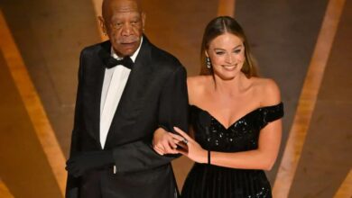 Photo de Oscars 2023 : pourquoi Morgan Freeman portait-il un gant à sa main gauche ?