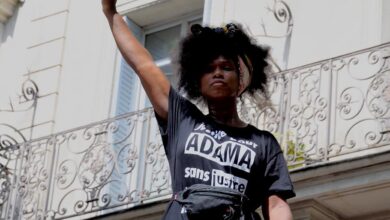 Photo de Portrait : Qui est Assa Traore, la militante antiraciste ?