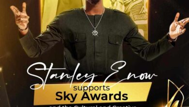 Photo de Stanley Enow soutient le Sky Awards