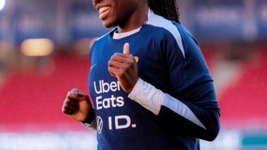 Photo de Griedge Mbock, la capitaine des Bleues, revient sur le stage de préparation