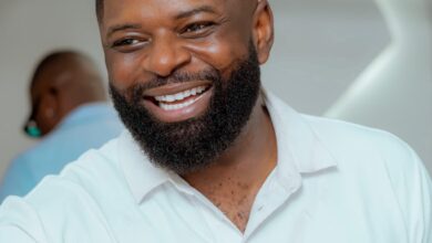 Photo de Kang Quintus : l’acteur de la Méthode qui fait vibrer le cinéma camerounais